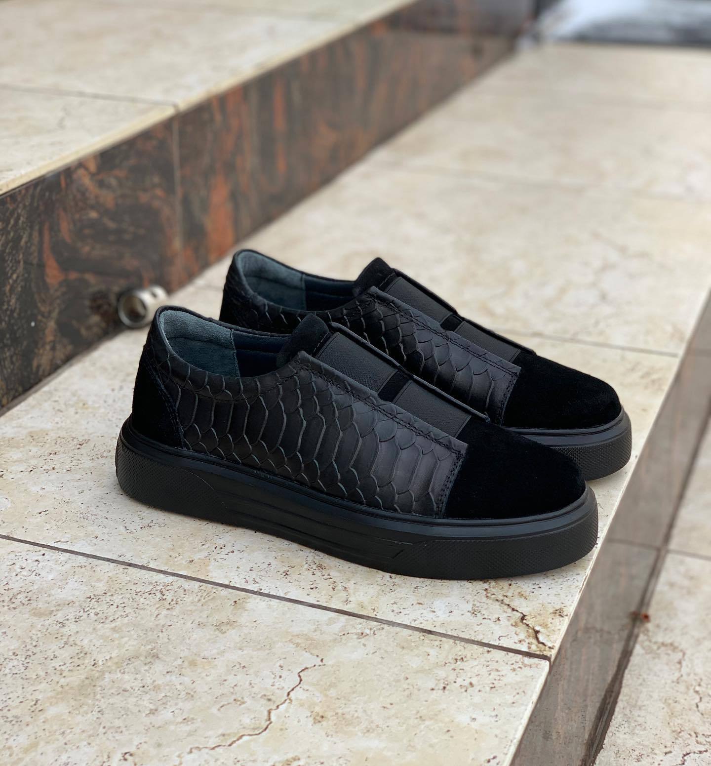 Black Vintage Crocodile Leather Sneakers